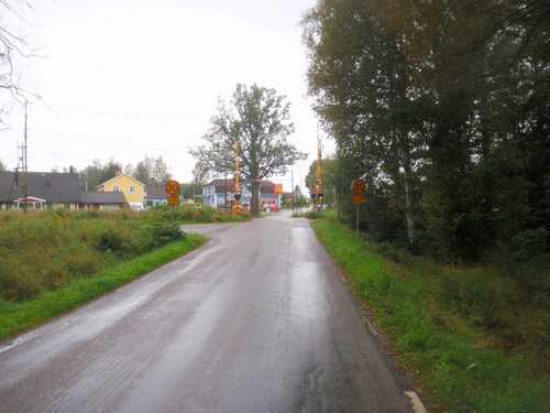Cycling to Askersund.